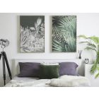 Ez a téglalap alakú falikép a természet és a növények kreatív egyvelege. A vászonon található kiváló minőségű sötétzöld nyomtatott minta remekül fog kinézni egy hagyományos hálószobában, valamint akár