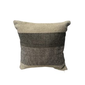 Bézs–sötétszürke blokkmintás díszpárna mérete: 45*45 cm