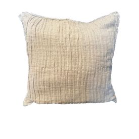 Törtfehér díszpárna ráncolt felülettel mérete: 60*60 cm